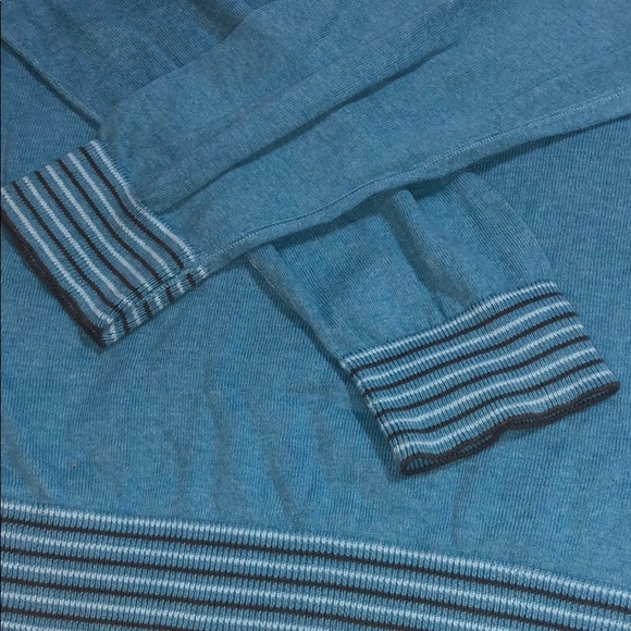 ❤️ 2 items for $10!  Men’s Urban Behavior Sweater Size Large - Picture 3 of 4